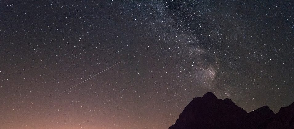 Meteoriten am Sternenhimmel